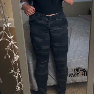 DEMOCRACY Camo Jeans